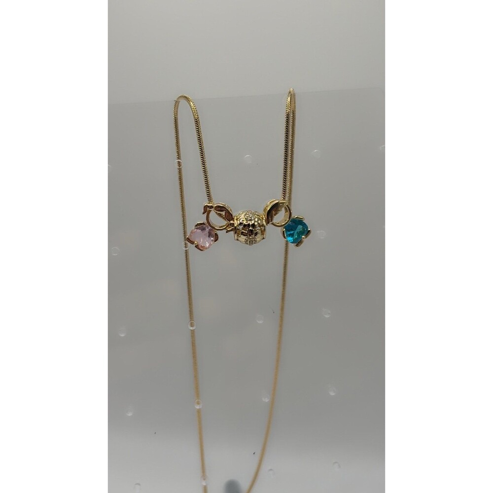 Cadena con dijes de niñ@s